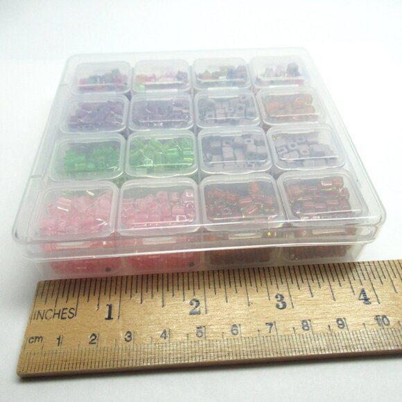 Miyuki 4mm cube beads - Picture 2 of 13